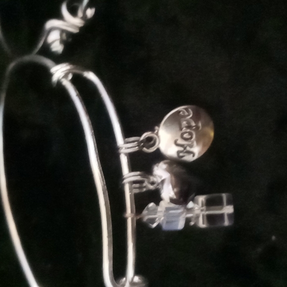 Three bangle bracelet's lots of charm one beaded bangle all expandable.in silver - Picture 6 of 9